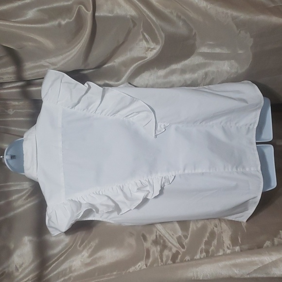 Polo. Ralph Lauren. White Ruffled Button-up Blouse; Sleeveless. Size XL NWT - Picture 4 of 10